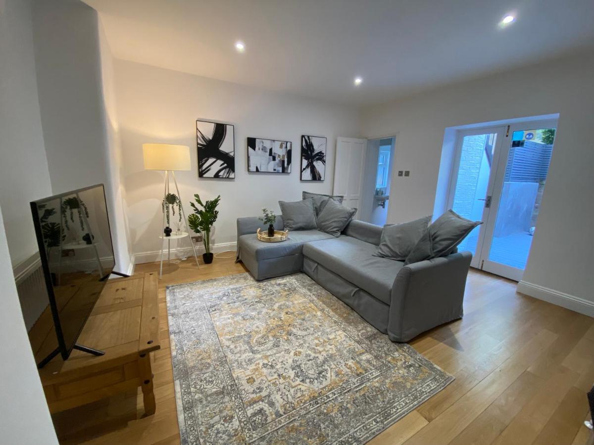 Fantastic Spacious Garden Flat With Own Private Entrance London Kültér fotó