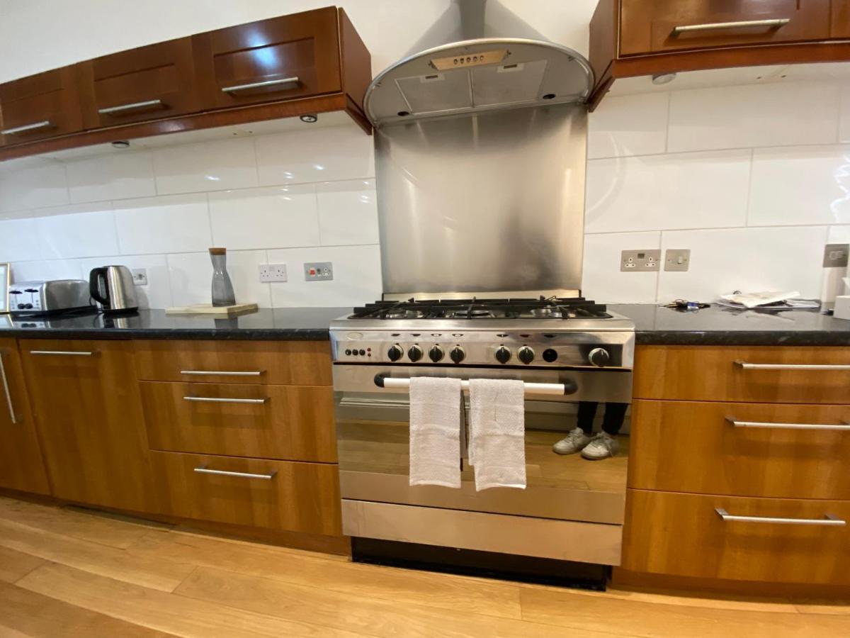 Fantastic Spacious Garden Flat With Own Private Entrance London Kültér fotó