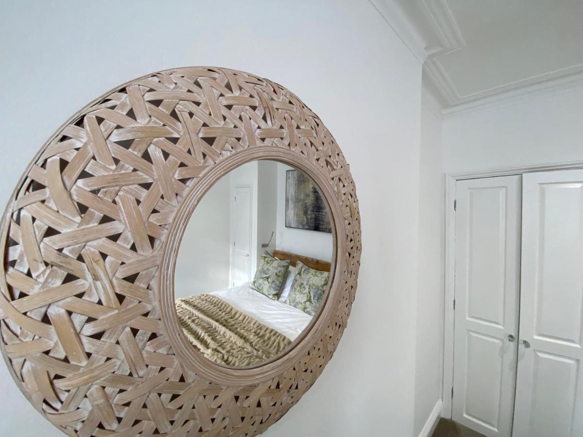 Fantastic Spacious Garden Flat With Own Private Entrance London Kültér fotó
